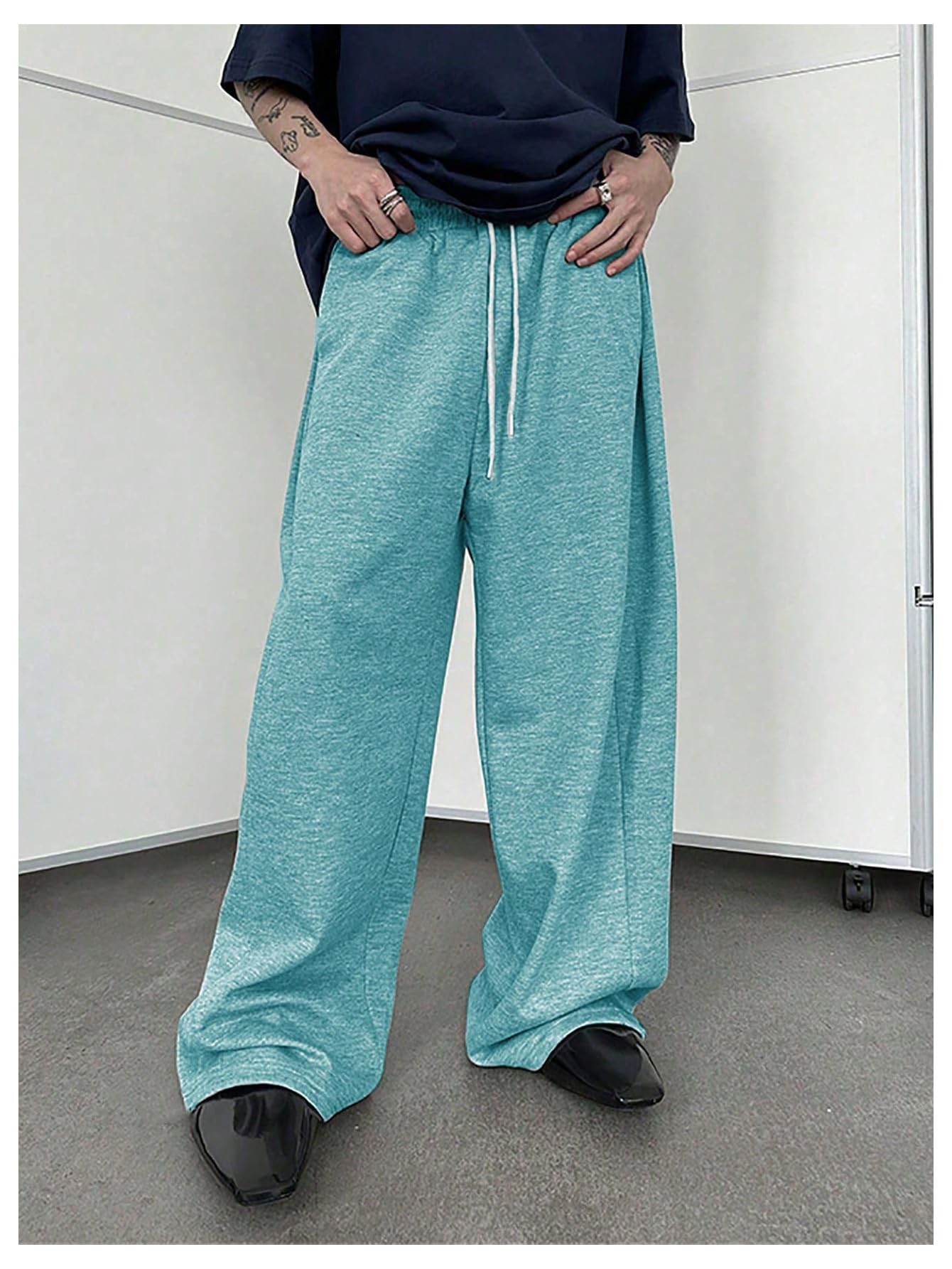 OYOANGLE Men's Drawstring Waist Straight Wide Leg Baggy Pants Workout Athletic Sweatpants with Pocket Grey L
