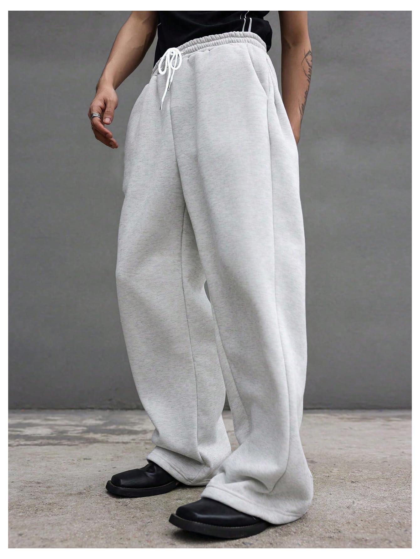 OYOANGLE Men's Drawstring Waist Straight Wide Leg Baggy Pants Workout Athletic Sweatpants with Pocket Grey L